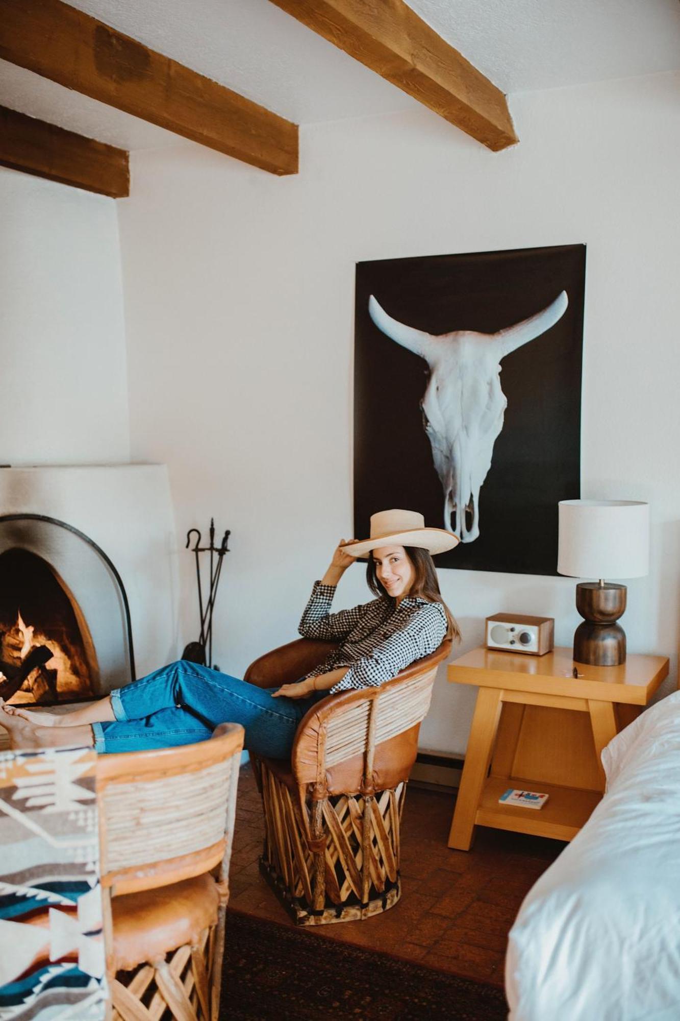 Hotel El Rey Court 3*