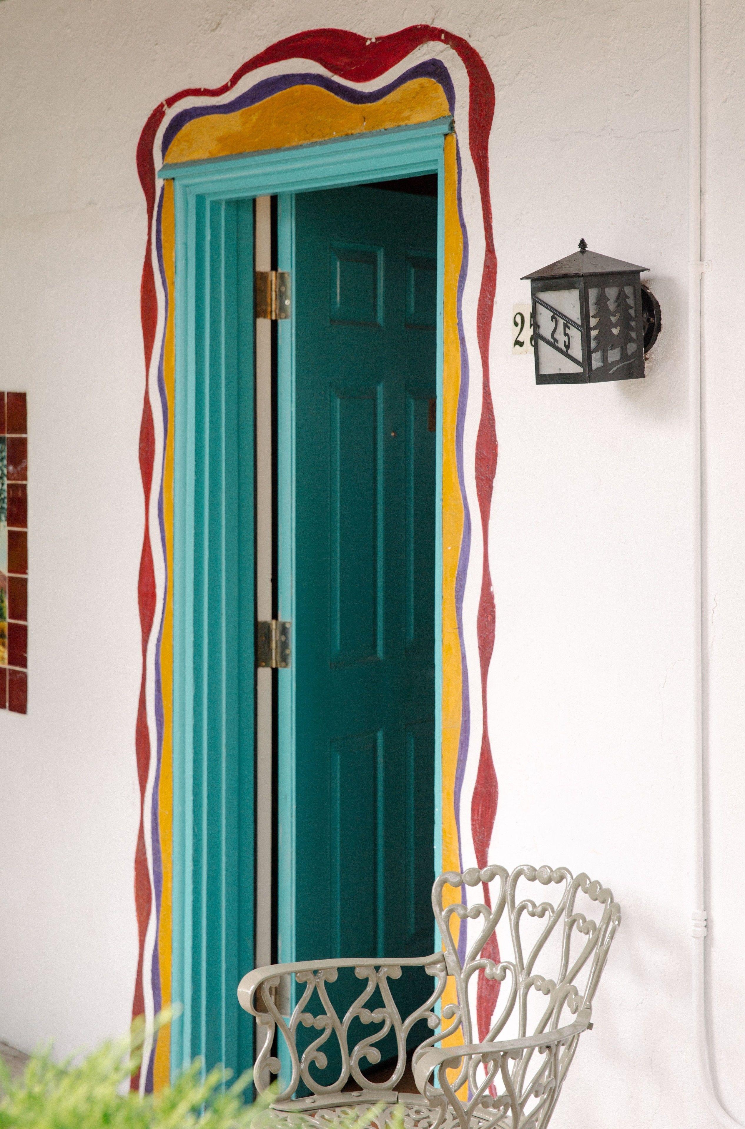 El Rey Court Hotel 3*